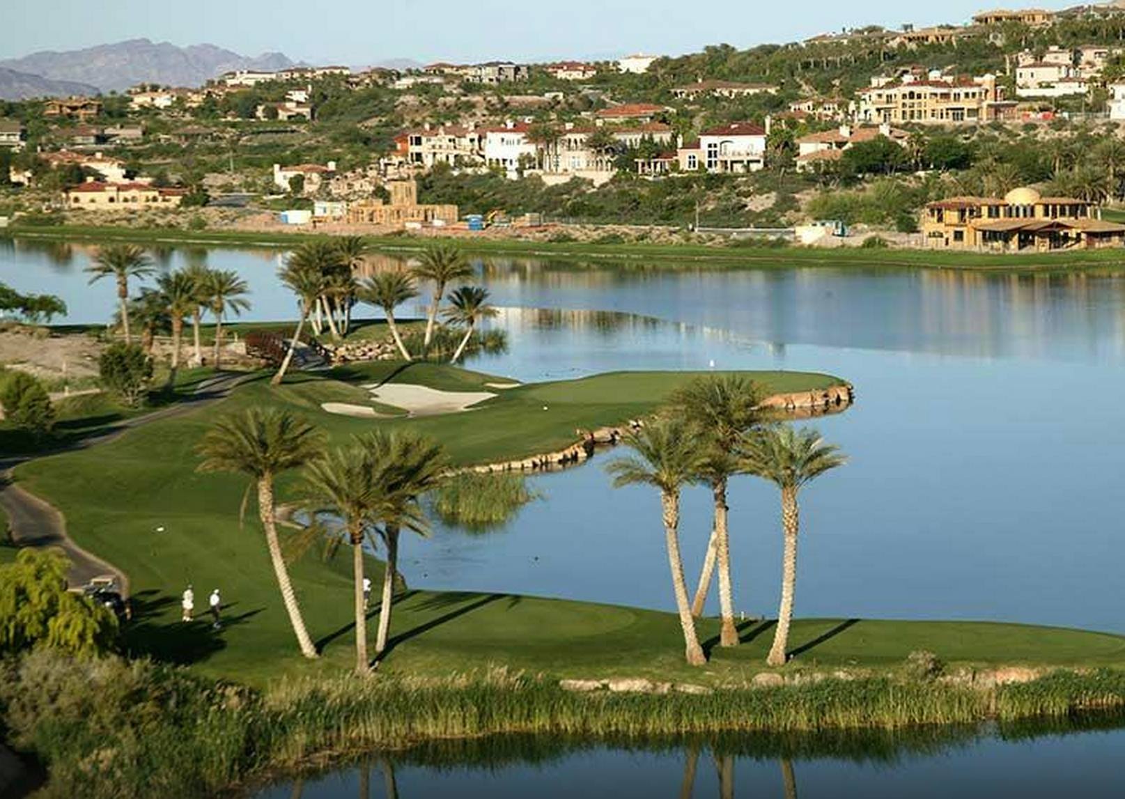 Experience a Golf Vacation to Lake Las Vegas